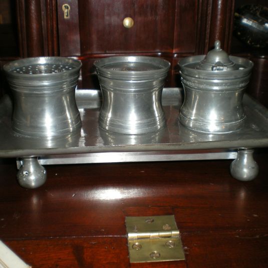 Desk tray (3838.1)