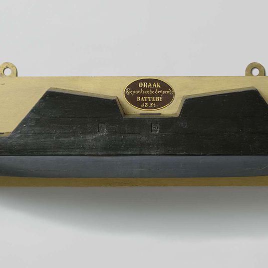 Half Model of a Floating Battery