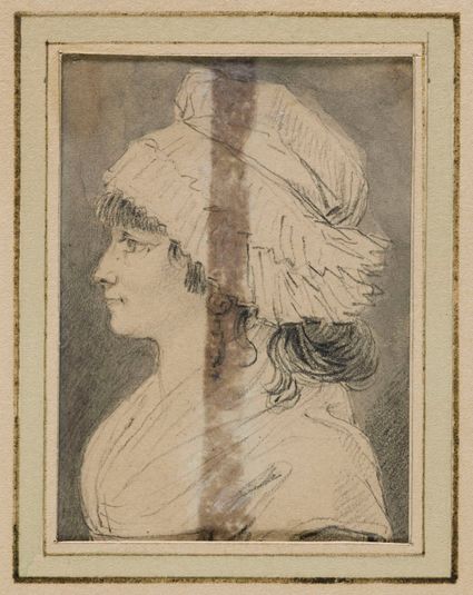 Portrait de femme, portant une charlotte, profil gauche