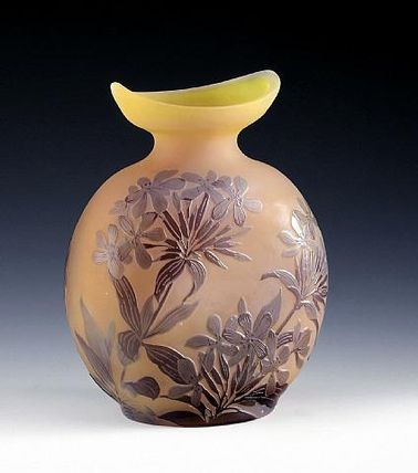 Ovale Vase mit Phlox, Nancy, Frankreich