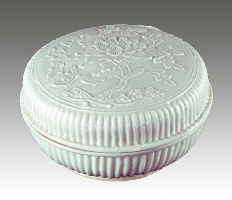 Covered Box with Molded Peony Design