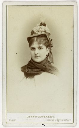 Portrait de Madame Murray (1849- ap. 1909), née Marie Esther Bedard, actrice de théâtre entre 1865 et 1897.