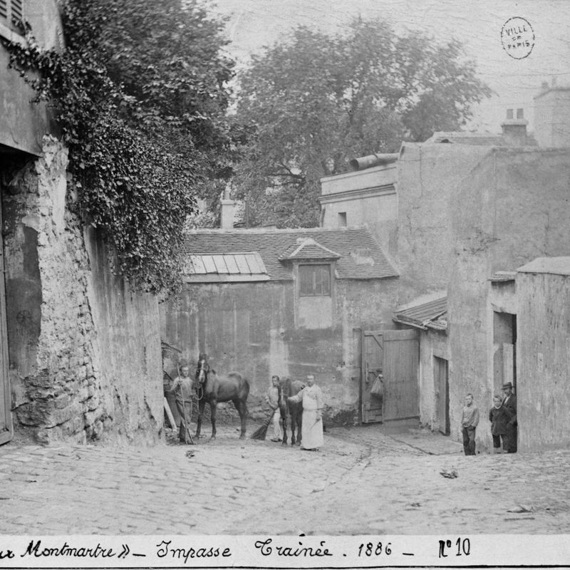Façade sur cour, impasse Traînée, Montmartre, 18ème arrondissement, Paris. 1886