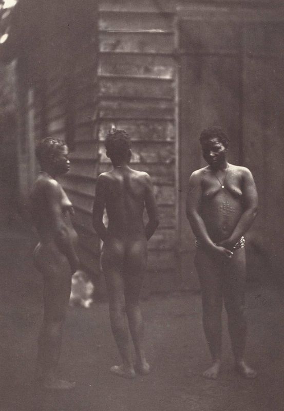 Trois Femmes Malgaches (Plate 30)