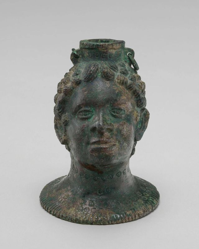 Container in the Form of an African's Head