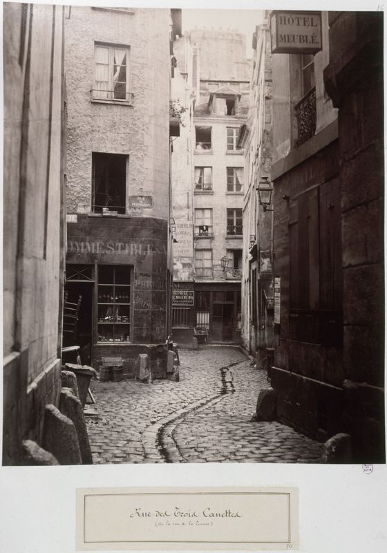 Rue des Trois-Canettes, vue prise de la rue de la Licorne, 4ème arrondissement, Paris