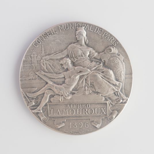 Médaille du conseil municipal de Paris offerte à Alfred Lamouroux (1840-1900), vice-président de la commission du Vieux Paris (1897-1900), 1896