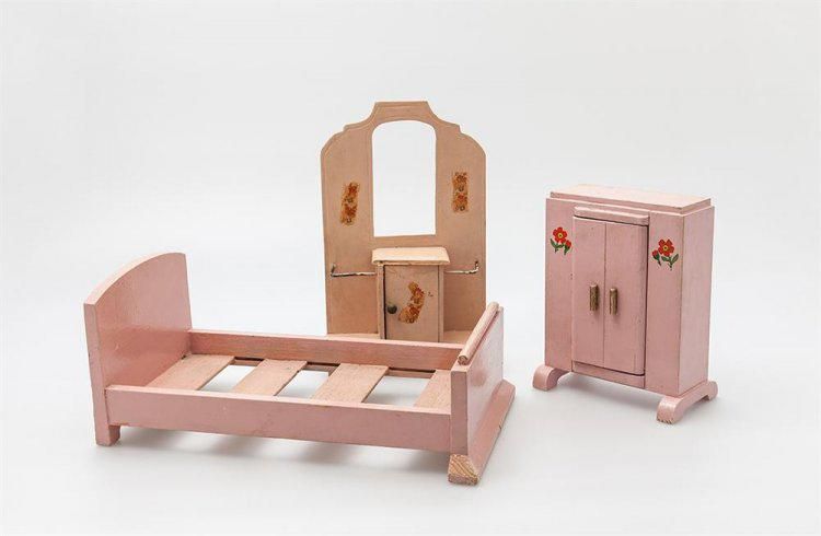 Wooden Pink Bedroom Furniture