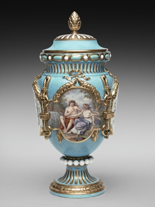 Vase with Lid