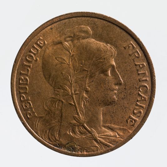 Pièce de 5 centimes en bronze de la IIIe République, 1917