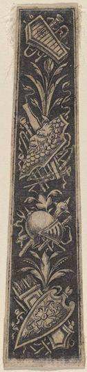 Ornament Plate with Armor and Musical Instruments