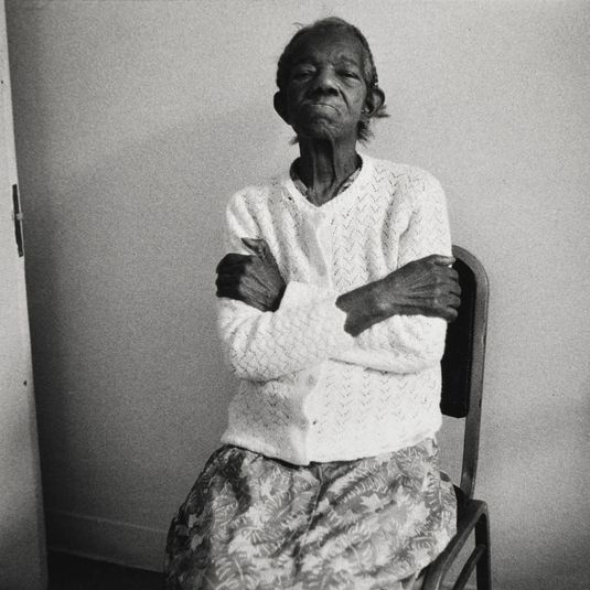 Untitled (Afro-American woman with crossed arms)