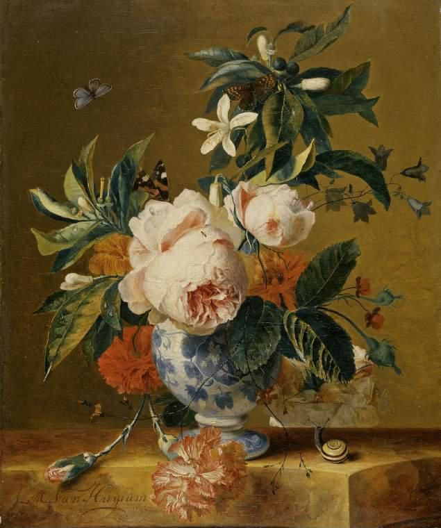 A vase of flowers