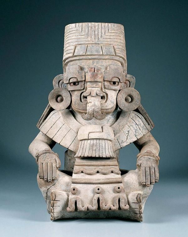 Urn in the Form of Cociyo, God of Lightning and Rain
