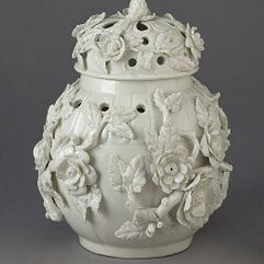 Saint-Cloud porcelain