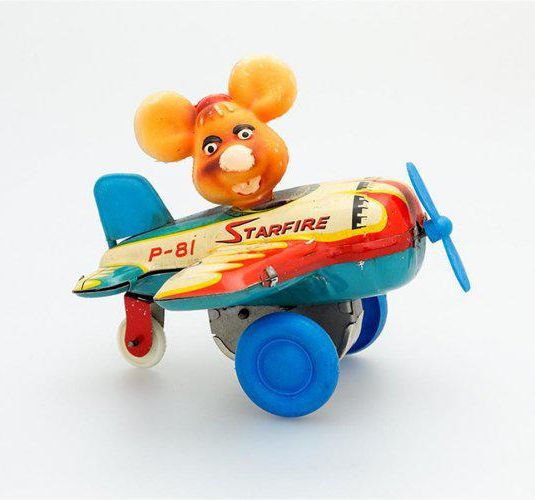 Aeroplane With Mouse Pilot