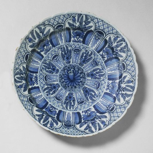 Dish with Central Rosette