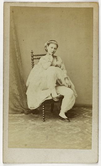 Portrait d'Olympe Morin, danseuse à l'Opéra-Comique et au Théâtre des Variétés ?