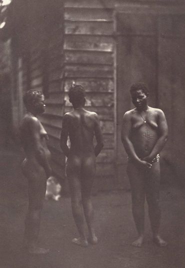 Trois Femmes Malgaches (Plate 30)