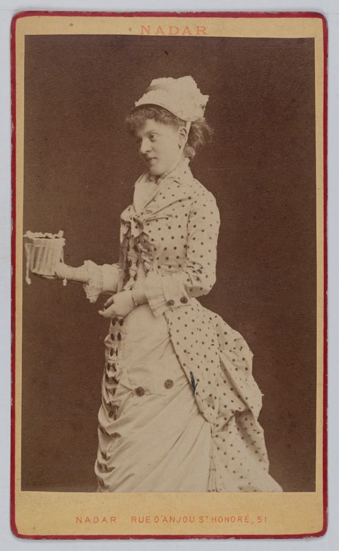 Portrait de Suzanne Reichenberg (1853-1924), baronne de Bourgoing, actrice de théâtre.