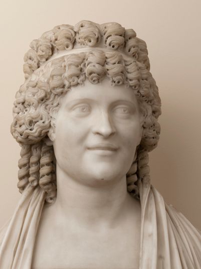 Buste de Marie Louise Perrette Aglaé Bontemps, comtesse de la Châtre, plus tard marquise de Jaucourt