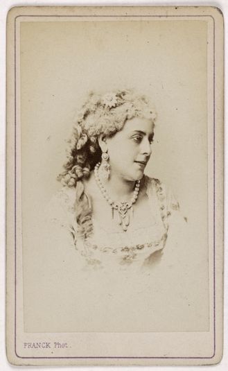 Portrait de Rose Gabrielle, (actrice)