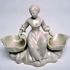 Mennecy-Villeroy porcelain