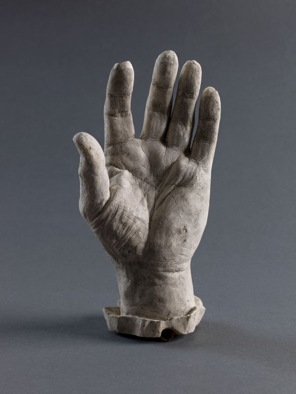 Moulage de la main gauche d'Alexandre Dumas fils