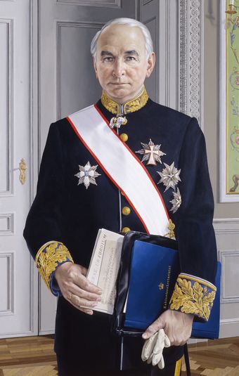 Mogens Wahl, 1918-1986, kabinetssekretær, rigsombudsmand på Færøerne