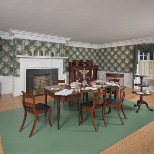 1820s Dining Room in North Carolina